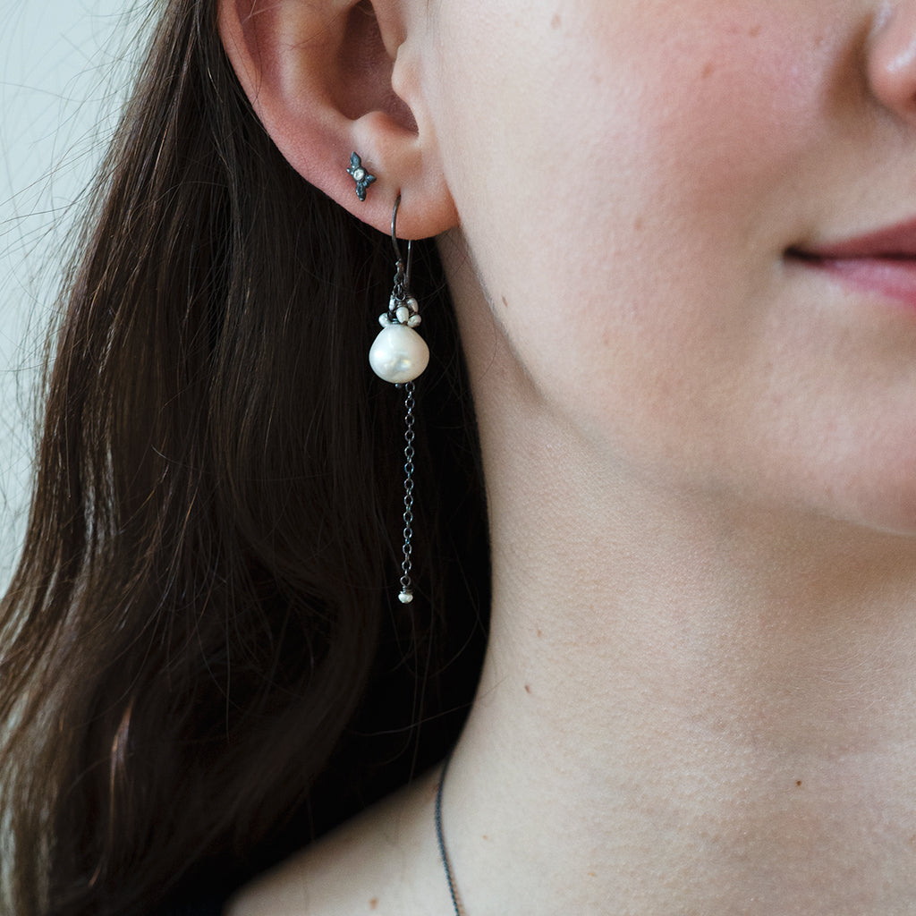 Pearl Dangle Earring