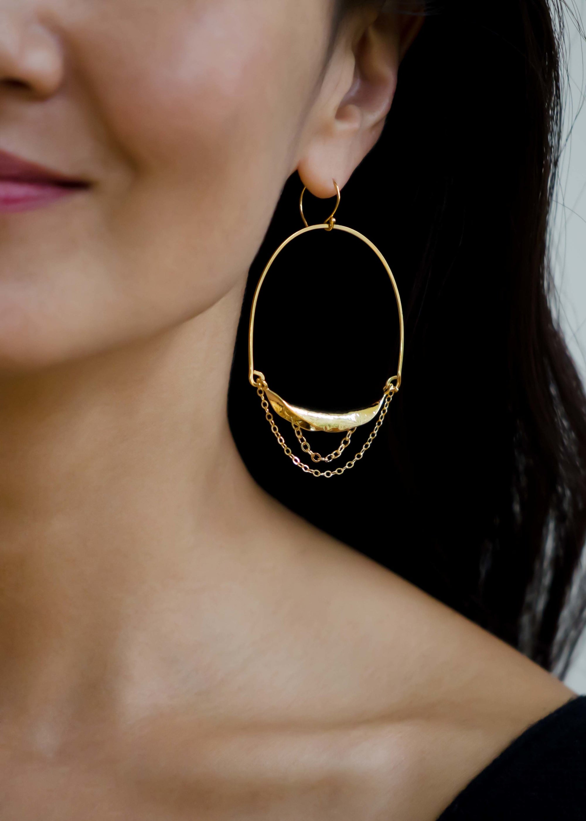 Large Curve Hoop Earrings