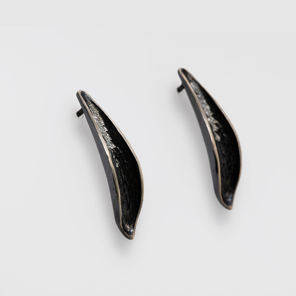 Long leaf post earring