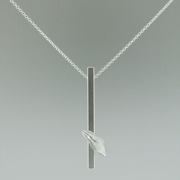Vertical Resilient Silver Necklace