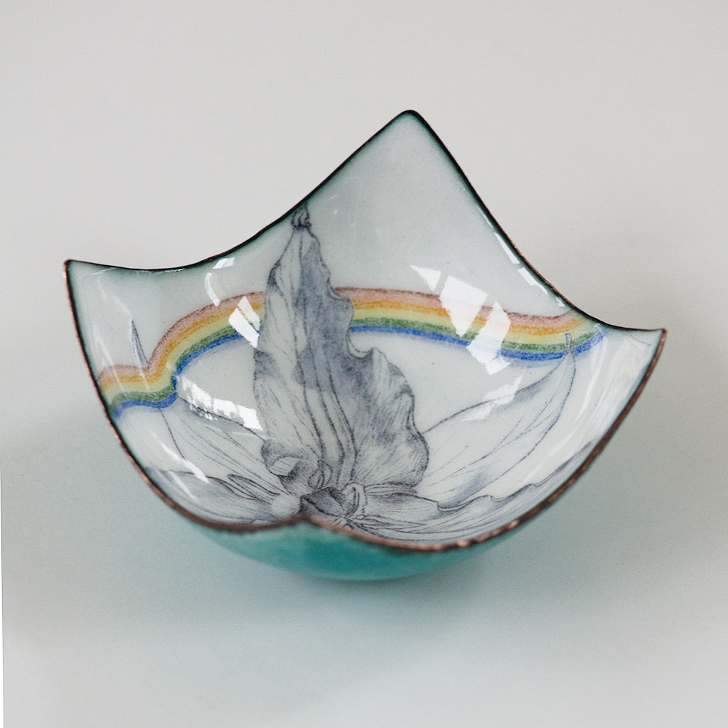 Trillium Wildflower Rainbow Bowl